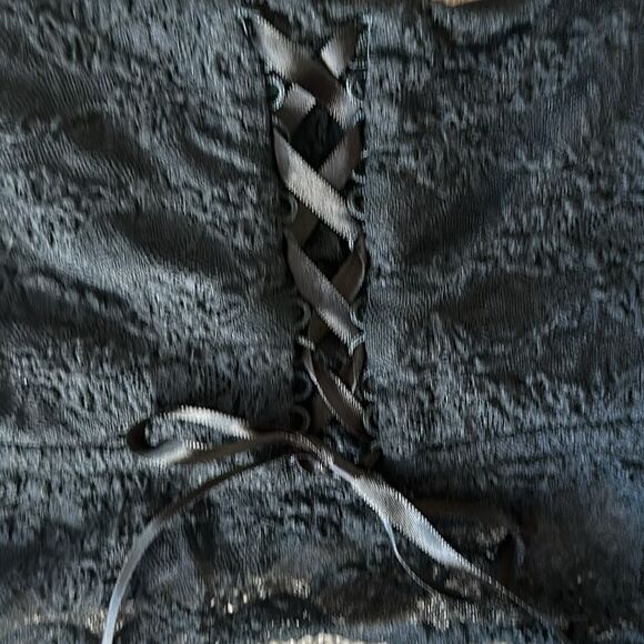 š„ColsieāSatin Ribbon Lace UpāBralette! - Picture 5 of 9